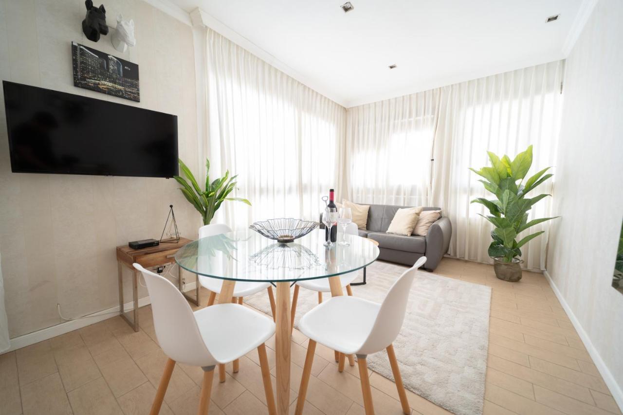 Ocean Executive Apartments - 5 Min From The Beach 텔아비브 외부 사진