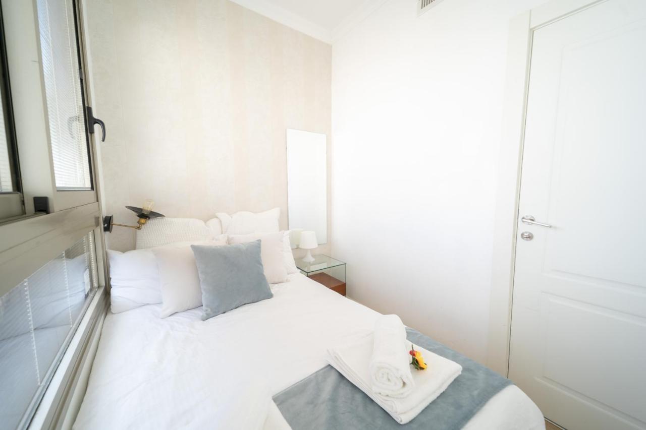 Ocean Executive Apartments - 5 Min From The Beach 텔아비브 외부 사진