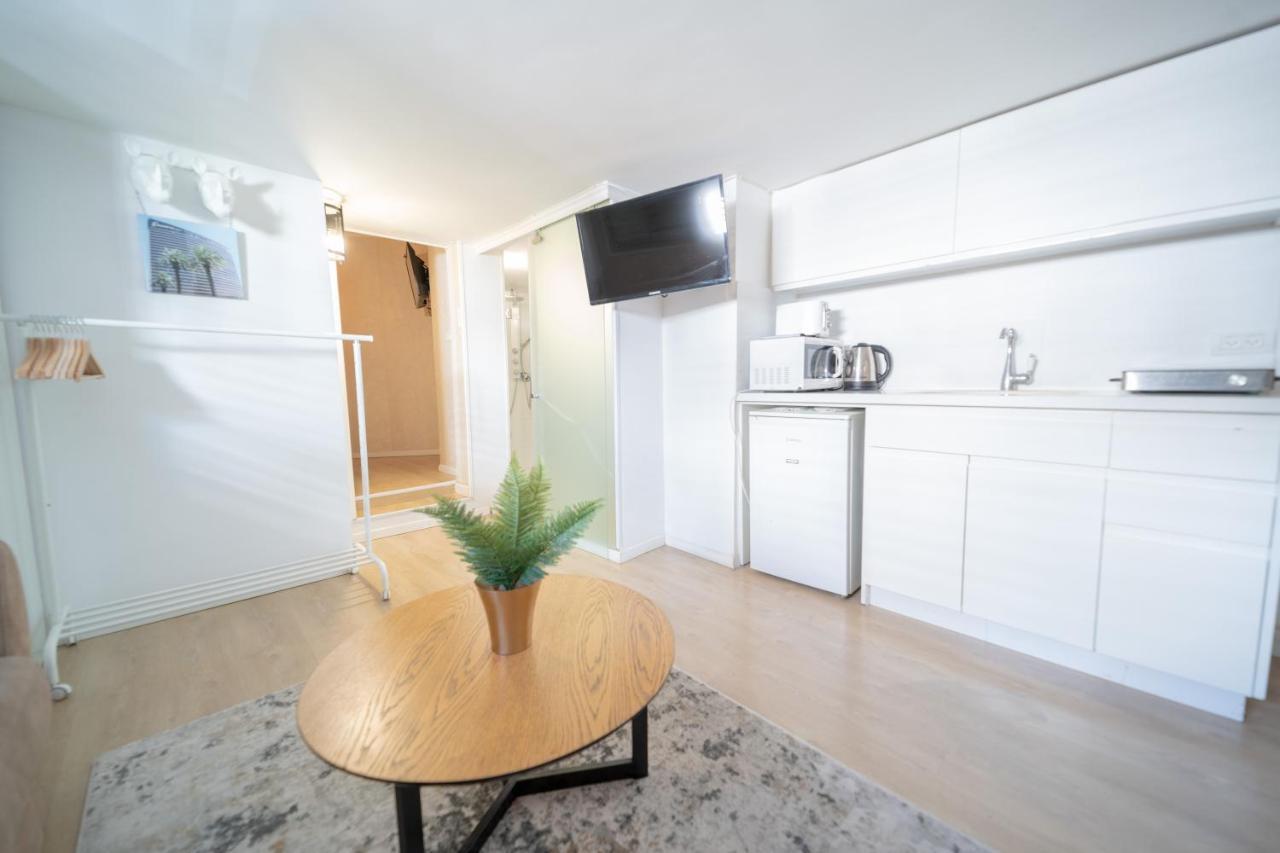 Ocean Executive Apartments - 5 Min From The Beach 텔아비브 외부 사진