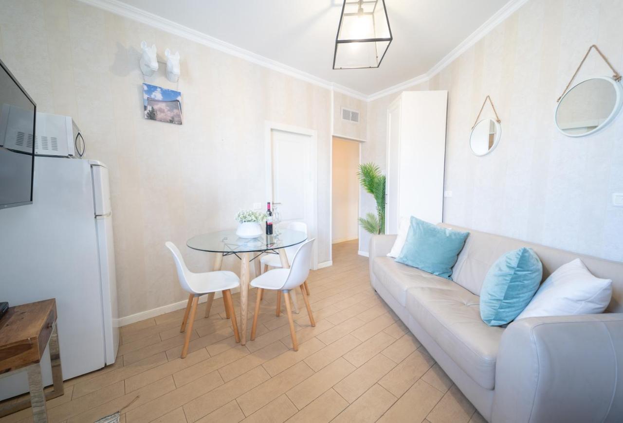 Ocean Executive Apartments - 5 Min From The Beach 텔아비브 외부 사진