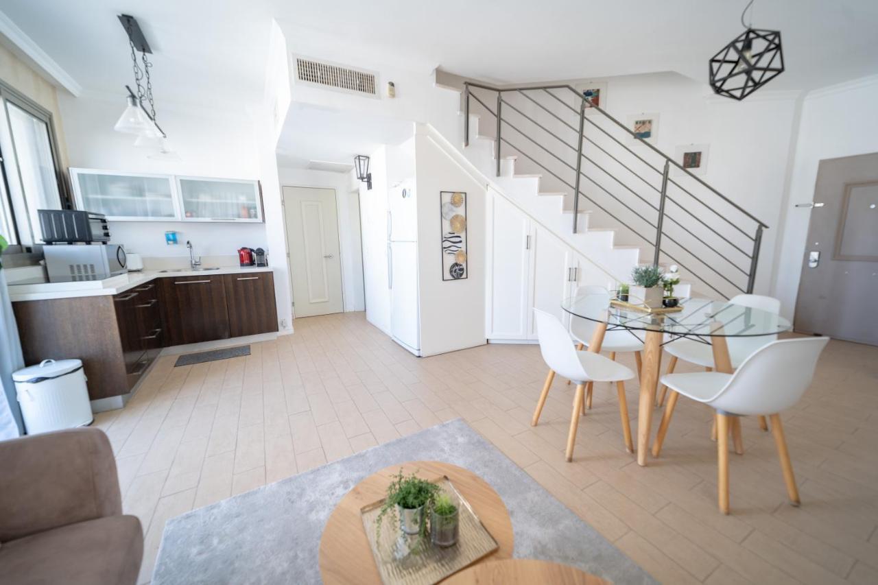 Ocean Executive Apartments - 5 Min From The Beach 텔아비브 외부 사진
