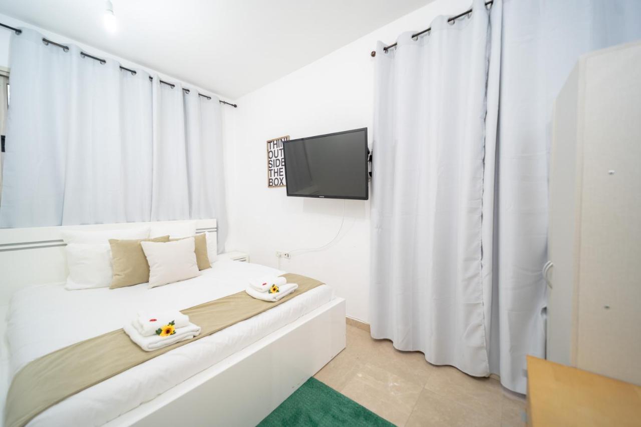 Ocean Executive Apartments - 5 Min From The Beach 텔아비브 외부 사진